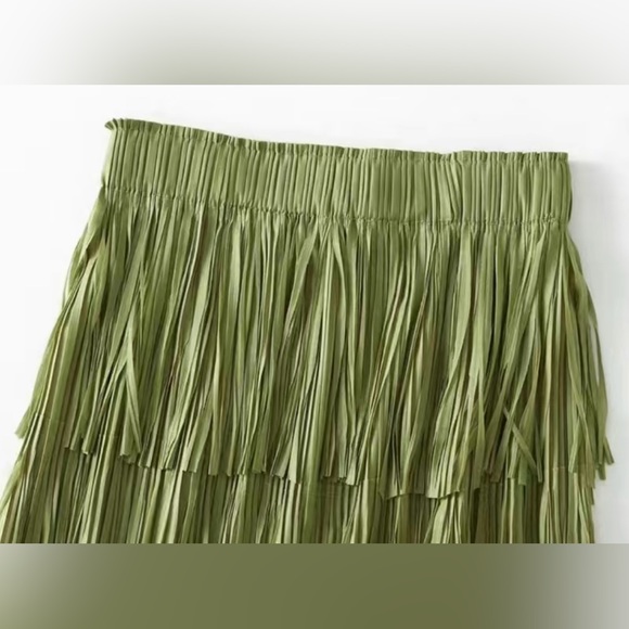 Jane Chic Designs Innovative Skirt - Picture 5 of 8